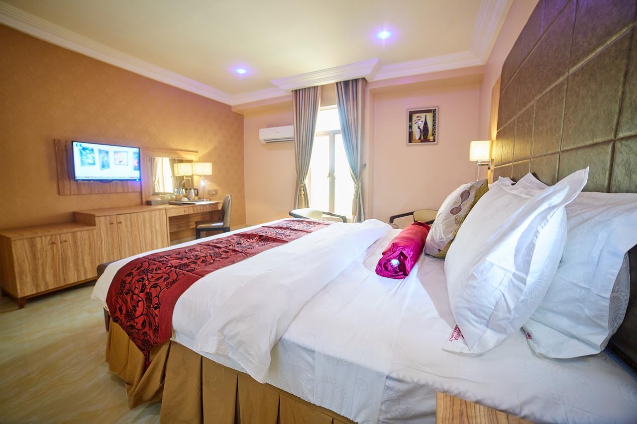 Corinthia Villa Hotel Абуджа Екстер'єр фото