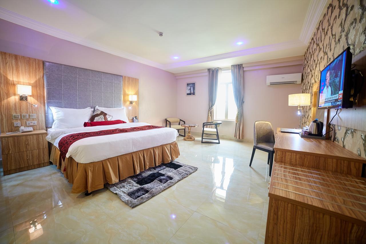 Corinthia Villa Hotel Абуджа Екстер'єр фото