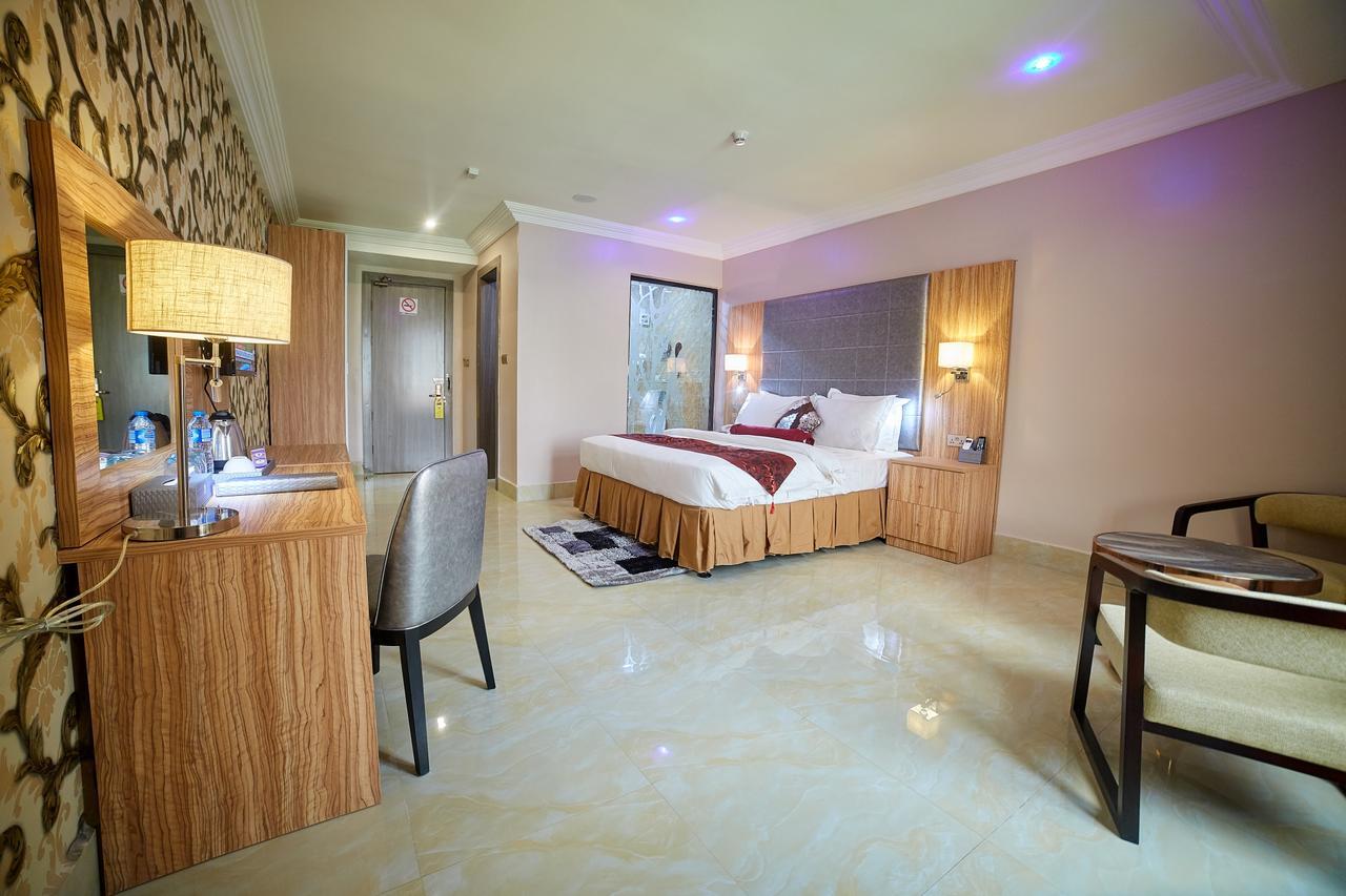 Corinthia Villa Hotel Абуджа Екстер'єр фото